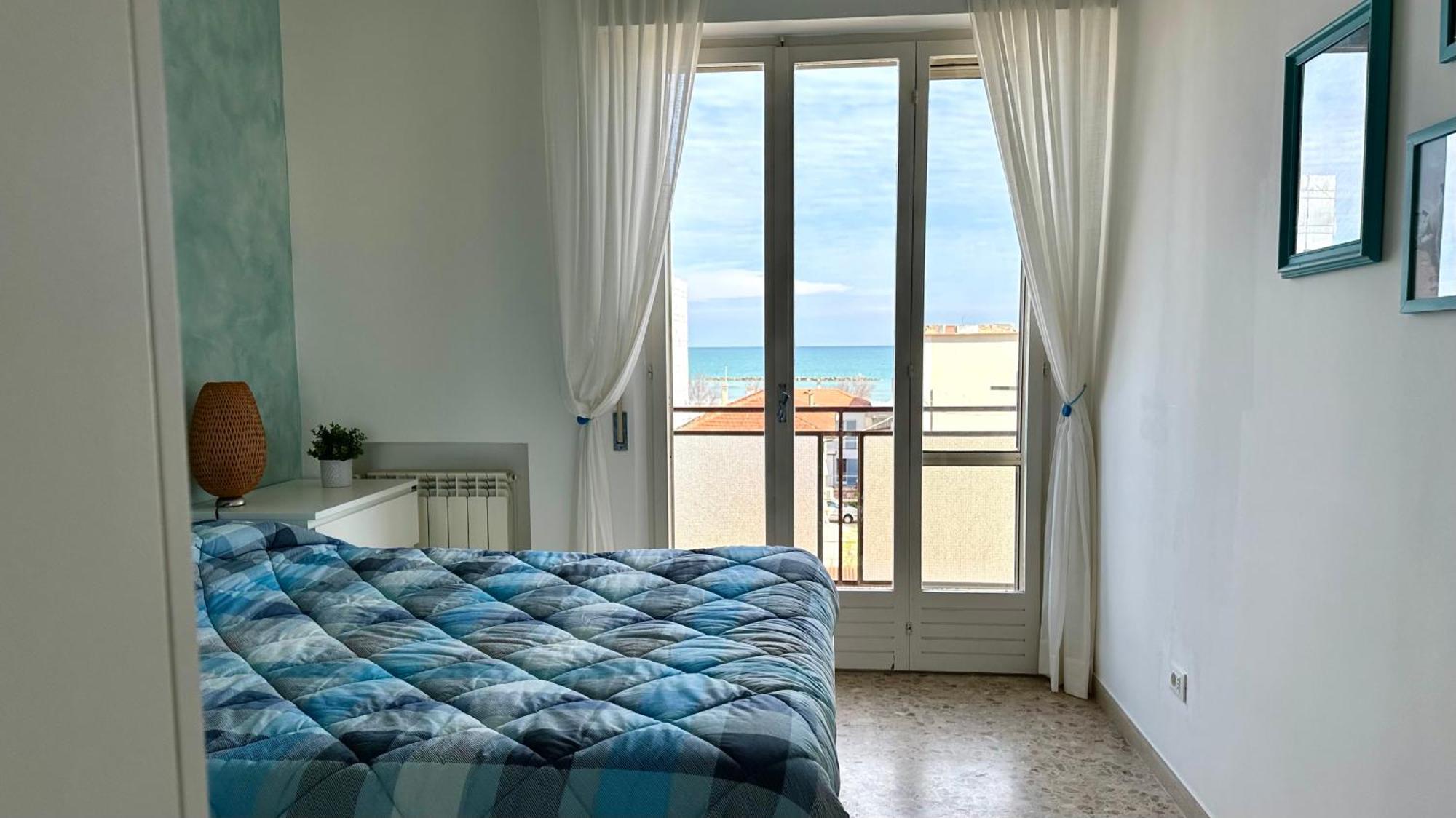 Se041 - Senigallia, Quadrilocale Accessoriato A 150Mt Dal Mare 외부 사진