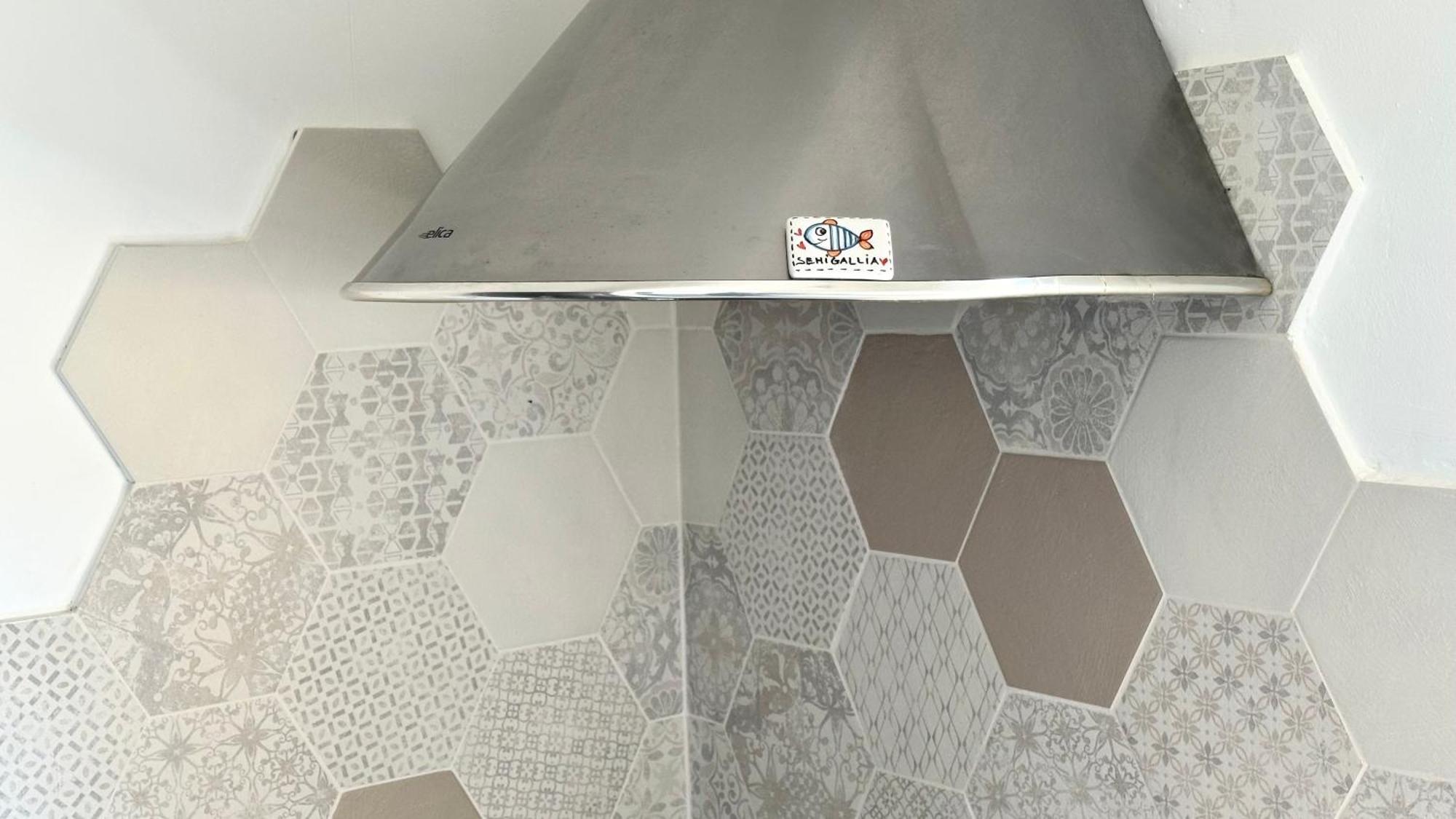 Se041 - Senigallia, Quadrilocale Accessoriato A 150Mt Dal Mare 외부 사진