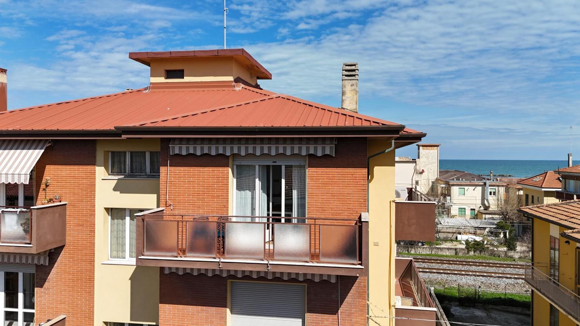Se041 - Senigallia, Quadrilocale Accessoriato A 150Mt Dal Mare 외부 사진